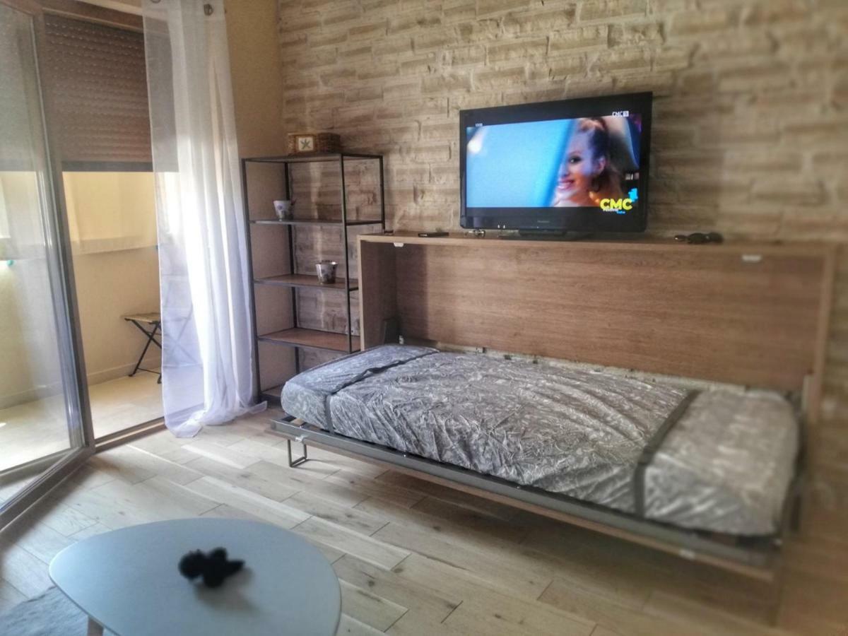 Apartman Matan, Postira Ngoại thất bức ảnh